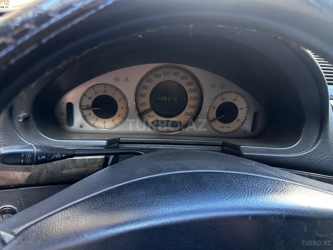 Mercedes E 220 d 2002, 500,000 km - 2.2 л - Bakı