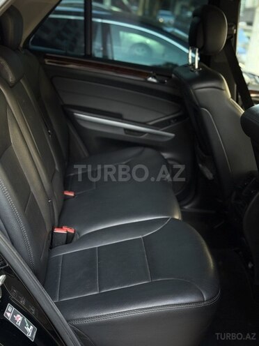 Mercedes ML 350-9
