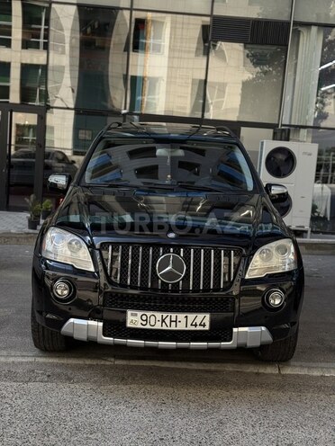 Mercedes ML 350-3