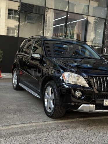 Mercedes ML 350-2