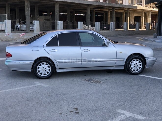 Mercedes E 230 1996, 328,106 km - 2.3 l - Sumqayıt