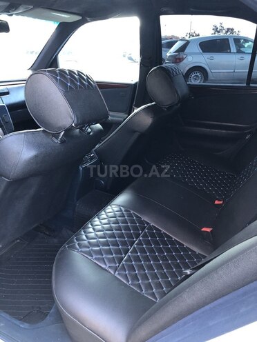 Mercedes E 230 1996, 328,106 km - 2.3 l - Sumqayıt
