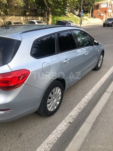 Opel Astra 2015, 139,000 km - 1.4 l - Bakı