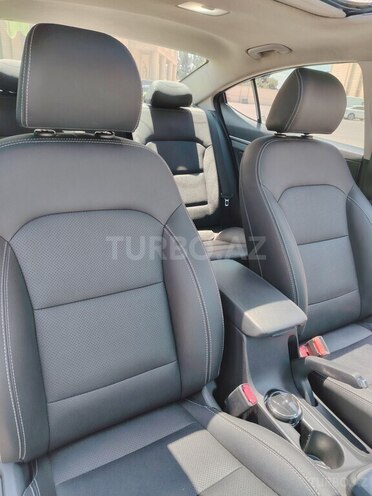 Hyundai Elantra 2019, 120,600 km - 2.0 л - Bakı