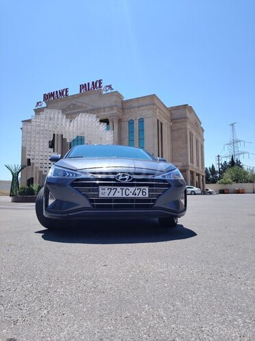 Hyundai Elantra 2019, 120,600 km - 2.0 л - Bakı
