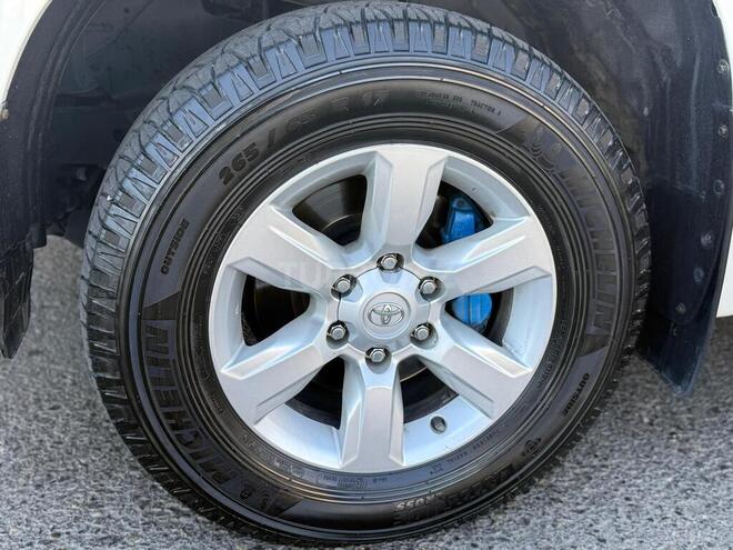 Toyota Land Cruiser Prado 2013, 145,000 km - 2.7 л - Bakı