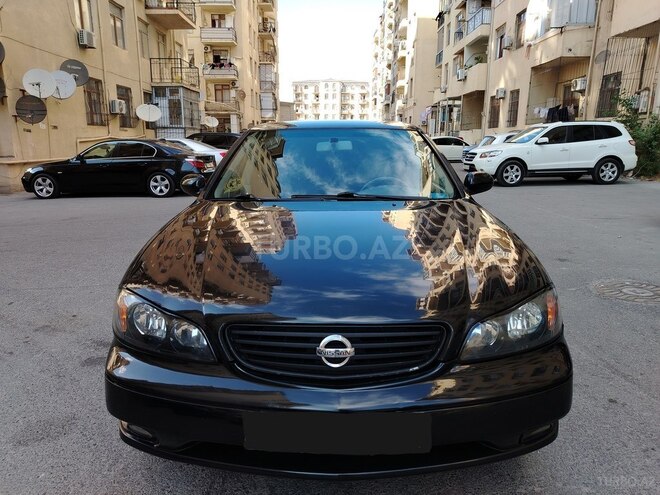 Nissan Maxima-1
