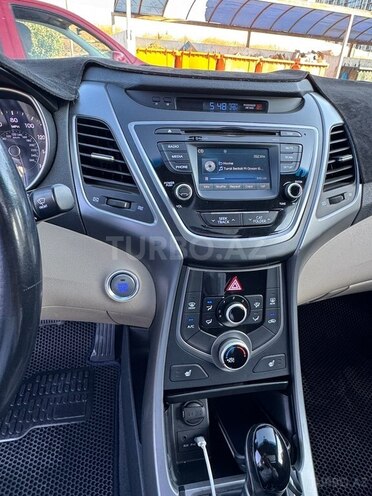 Hyundai Elantra 2015, 156,000 km - 1.8 l - Bakı