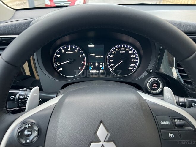 Mitsubishi Outlander 2015, 171,200 km - 2.4 l - Bakı