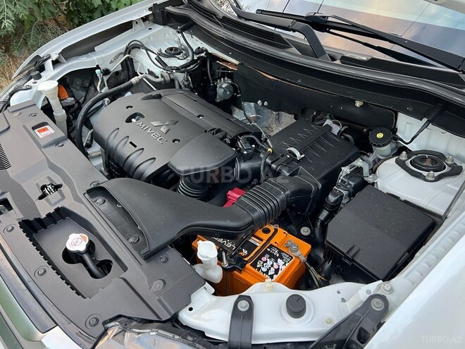 Mitsubishi Outlander 2015, 171,200 km - 2.4 l - Bakı