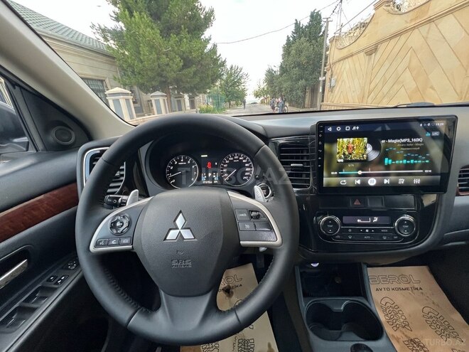 Mitsubishi Outlander 2015, 171,200 km - 2.4 l - Bakı