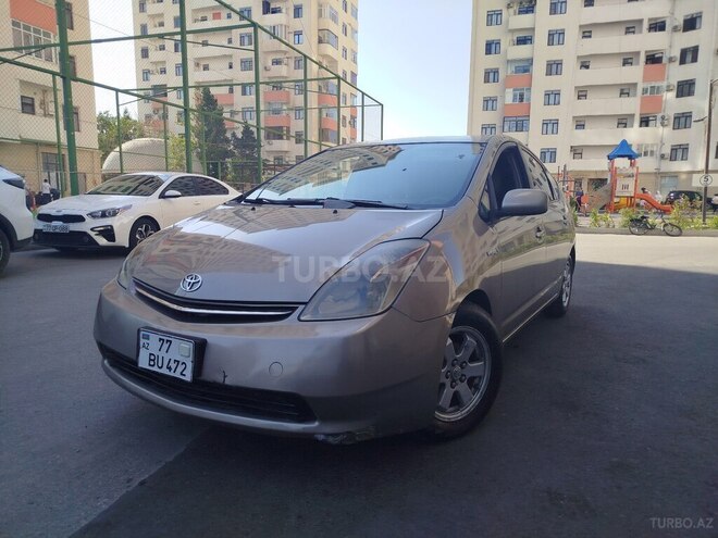 Toyota Prius-7