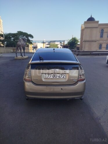 Toyota Prius-14