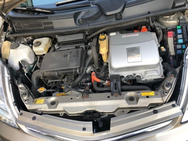 Toyota Prius 2008, 248,000 km - 1.5 л - Bakı