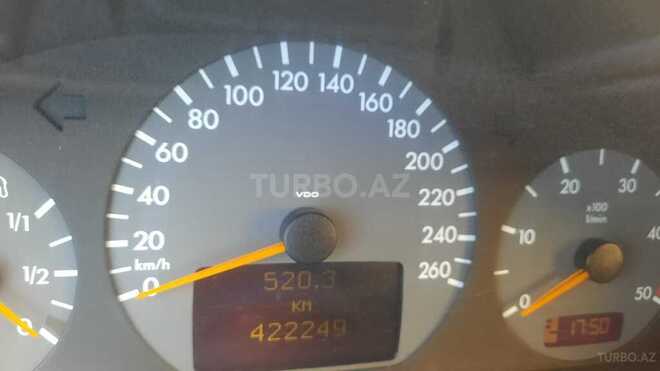 Mercedes E 270 2000, 422,300 km - 2.7 l - Bakı