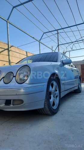 Mercedes E 270 2000, 422,300 km - 2.7 l - Bakı
