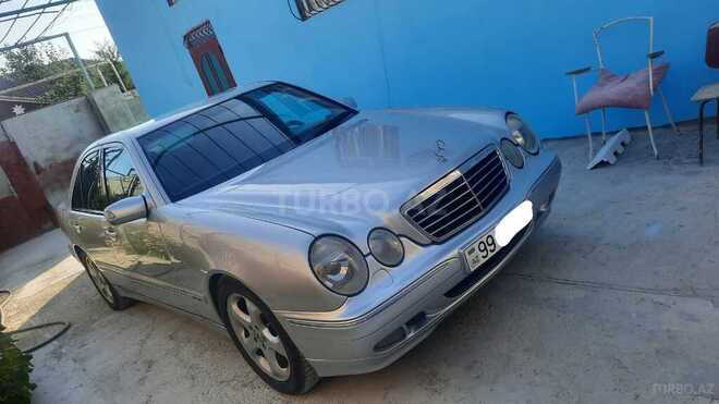 Mercedes E 270 2000, 422,300 km - 2.7 l - Bakı