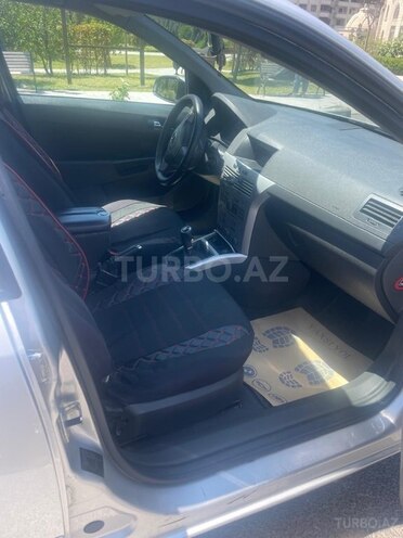 Opel Astra 2009, 243,000 km - 1.4 l - Bakı