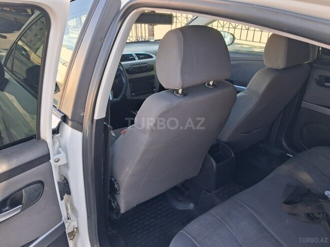 SEAT Leon-3