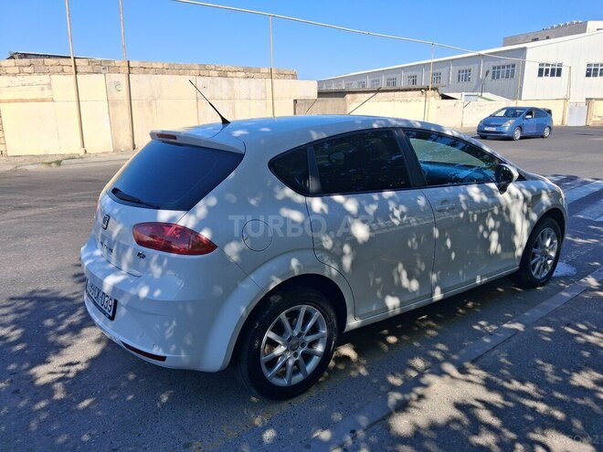 SEAT Leon-7