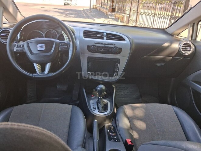 SEAT Leon-2
