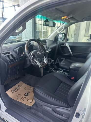 Toyota Land Cruiser Prado 2009, 256,000 km - 2.7 l - Bakı