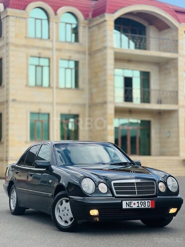 Mercedes E 230 1995, 295,715 km - 2.3 l - İmişli