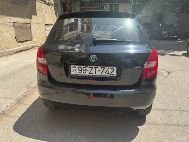 Skoda Fabia 2012, 235,000 km - 1.6 l - Bakı