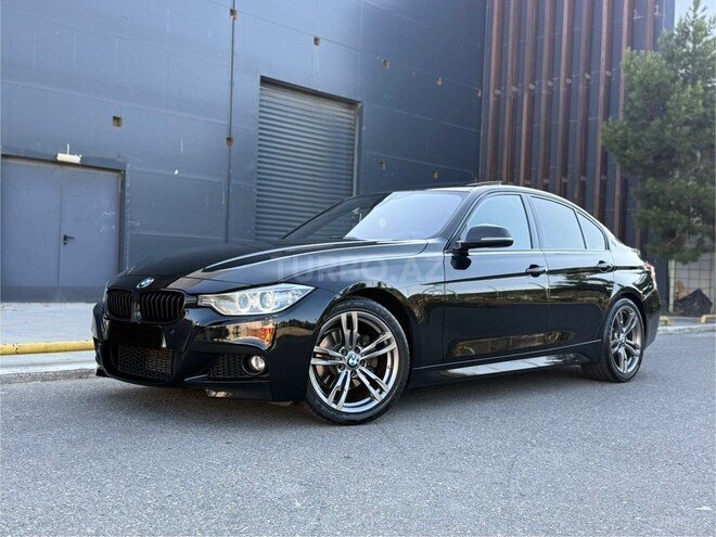 BMW 320-19