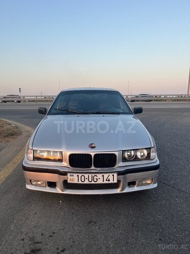 BMW 318 1991, 150,000 km - 1.8 l - Bakı