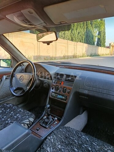 Mercedes C 180 1995, 596,536 km - 1.8 l - Gəncə