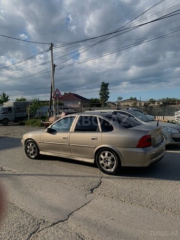 Opel Vectra 2000, 200,000 km - 2.0 l - Bakı