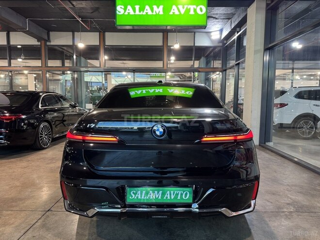 BMW i7-6