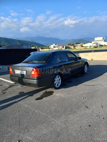 Mercedes C 180-5