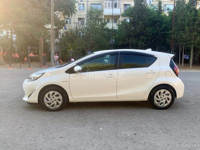 Toyota Aqua 2017, 74,000 km - 1.5 l - Bakı