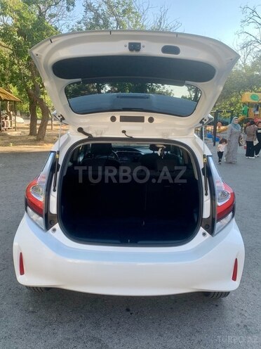 Toyota Aqua 2017, 74,000 km - 1.5 l - Bakı