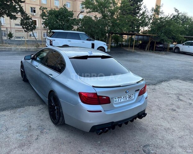 BMW 528 2015, 301,000 km - 2.0 l - Bakı
