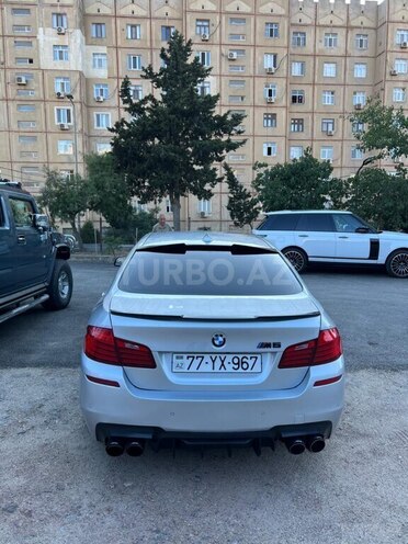 BMW 528 2015, 301,000 km - 2.0 l - Bakı