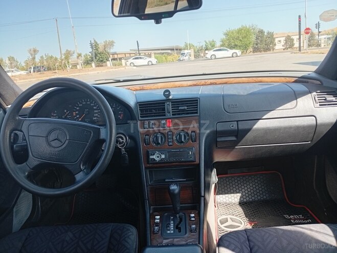 Mercedes C 180 1995, 380,000 km - 1.8 l - Bakı