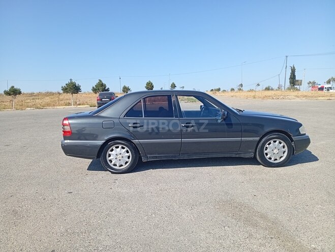 Mercedes C 180 1995, 380,000 km - 1.8 l - Bakı