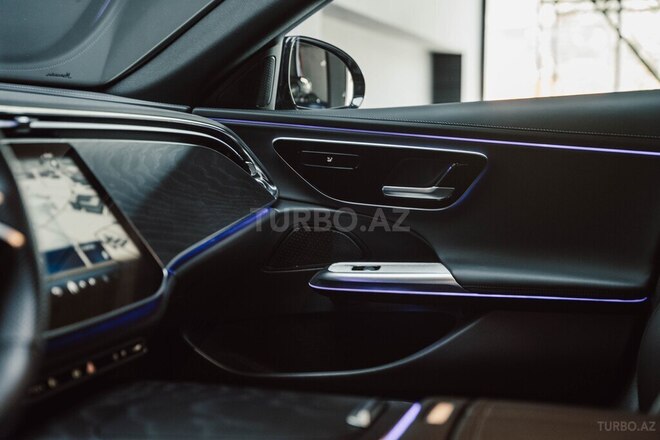 Mercedes E 200-7