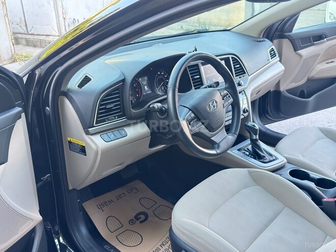 Hyundai Elantra 2018, 107,000 km - 2.0 л - Bakı