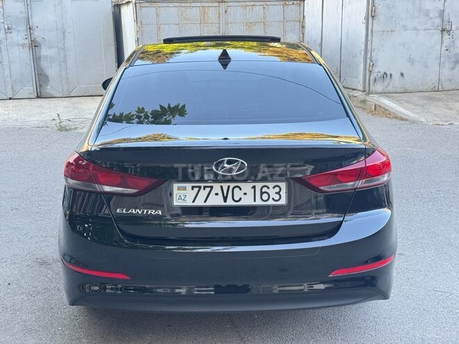 Hyundai Elantra 2018, 107,000 km - 2.0 л - Bakı