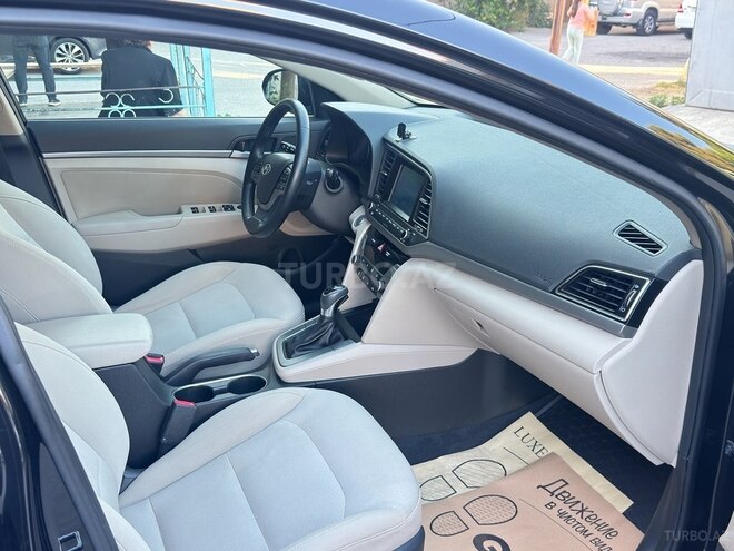Hyundai Elantra 2018, 107,000 km - 2.0 л - Bakı