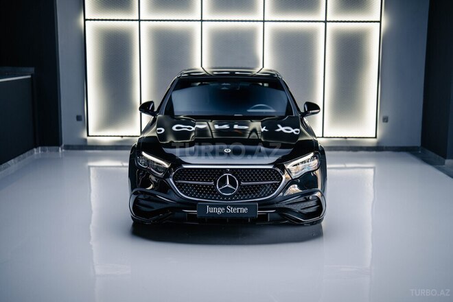 Mercedes E 200-4