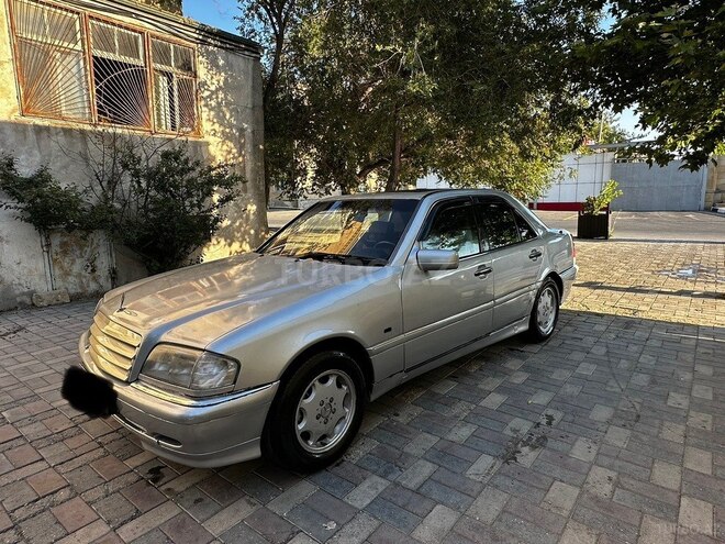 Mercedes C 280 1994, 298,000 km - 2.8 l - Sumqayıt