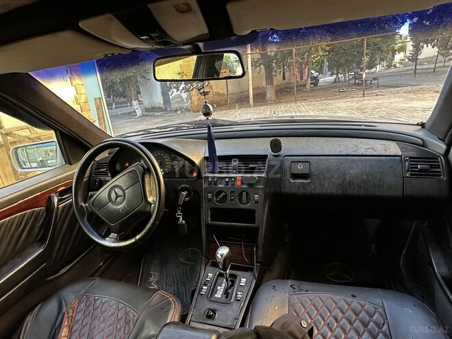 Mercedes C 280 1994, 298,000 km - 2.8 l - Sumqayıt