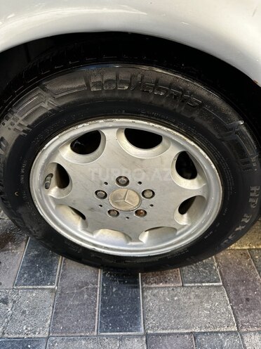 Mercedes C 280 1994, 298,000 km - 2.8 l - Sumqayıt