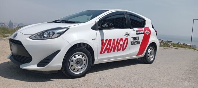 Toyota Aqua 2017, 172,100 km - 1.5 l - Bakı