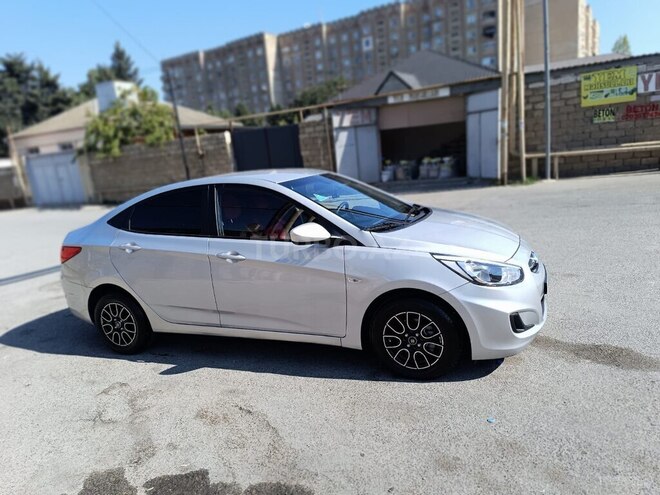 Hyundai Accent 2015, 198,000 km - 16.0 l - Bakı